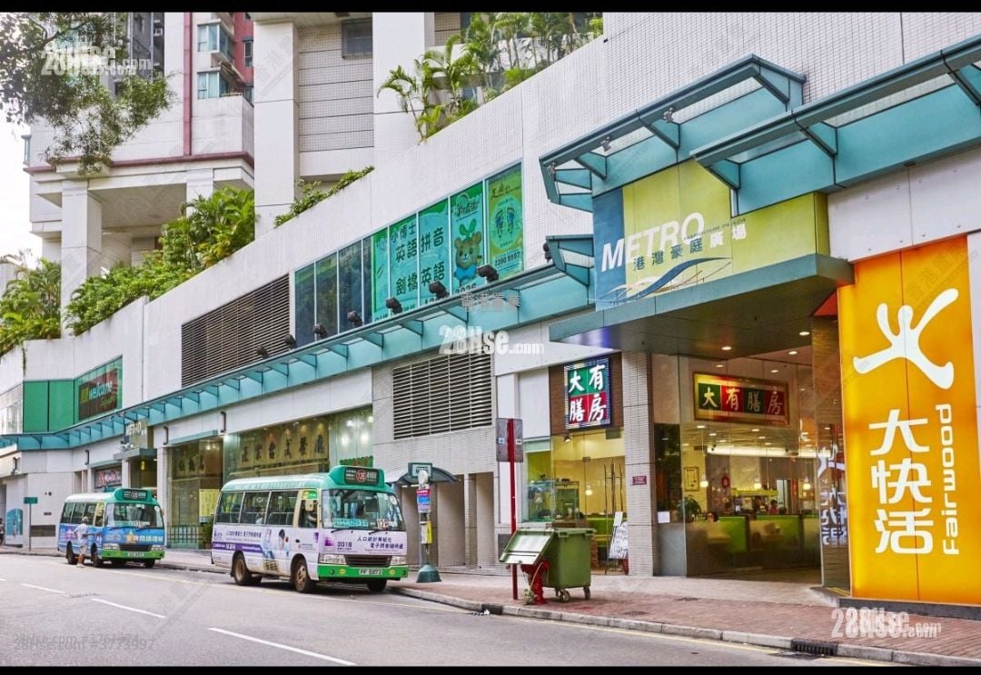 Metro Harbour View Sell 2 Bedrooms , 1 Bathroom 322 ft²