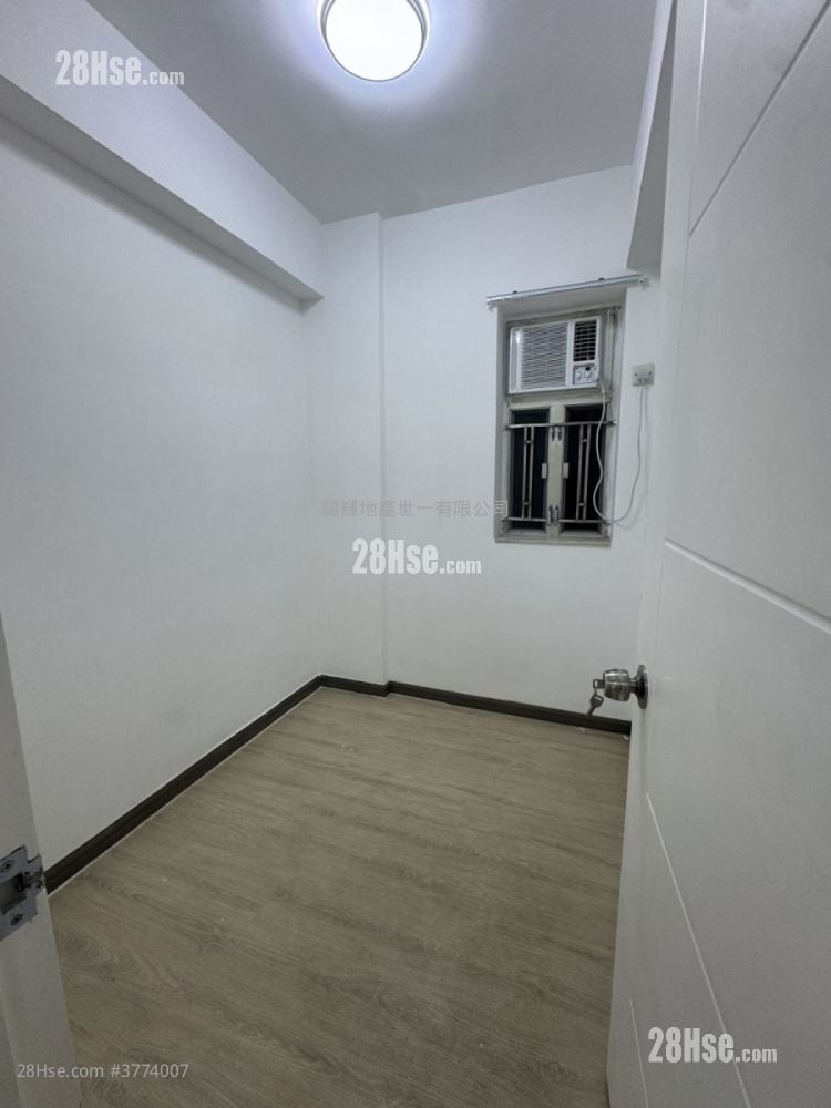 利丰大厦 售盘 2 房 , 1 浴室 380 平方尺