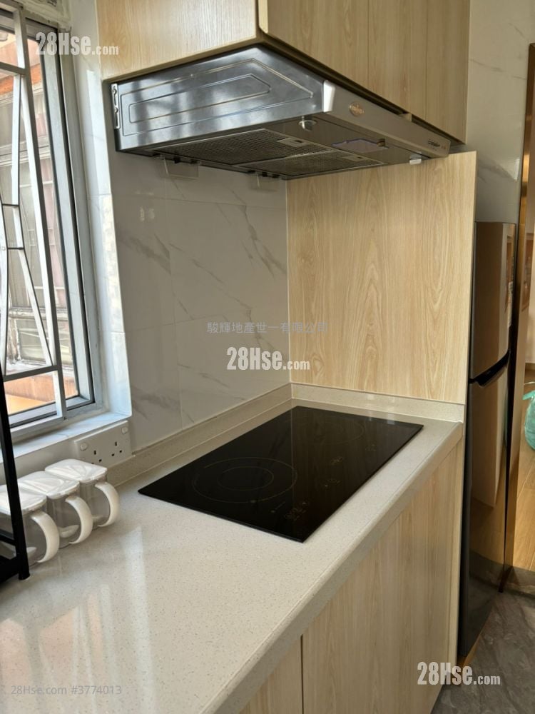 Fu Cheong Building Sell 2 Bedrooms , 1 Bathroom 360 ft²