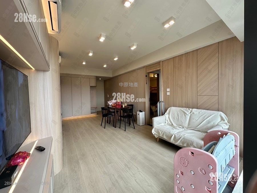 Park Signature Sell 3 Bedrooms 786 ft²