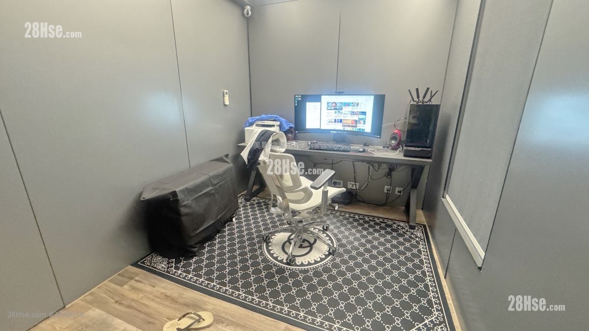 Green Crest Sell Studio , 2 Bathrooms 1,090 ft²