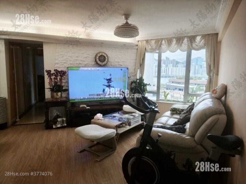 Whampoa Garden Sell 3 Bedrooms 825 ft²