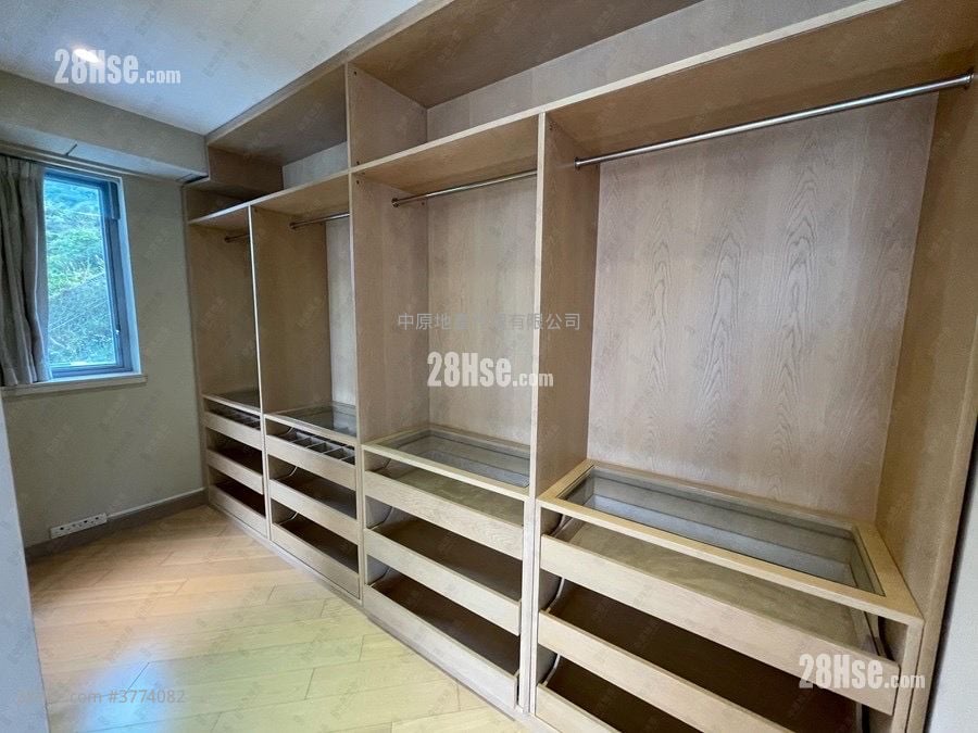 南湾 售盘 3 房 , 4 浴室 1,942 平方尺