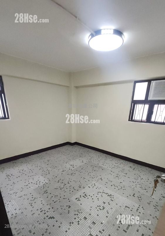 Village Rental 2 Bedrooms , 1 Bathroom 630 ft²