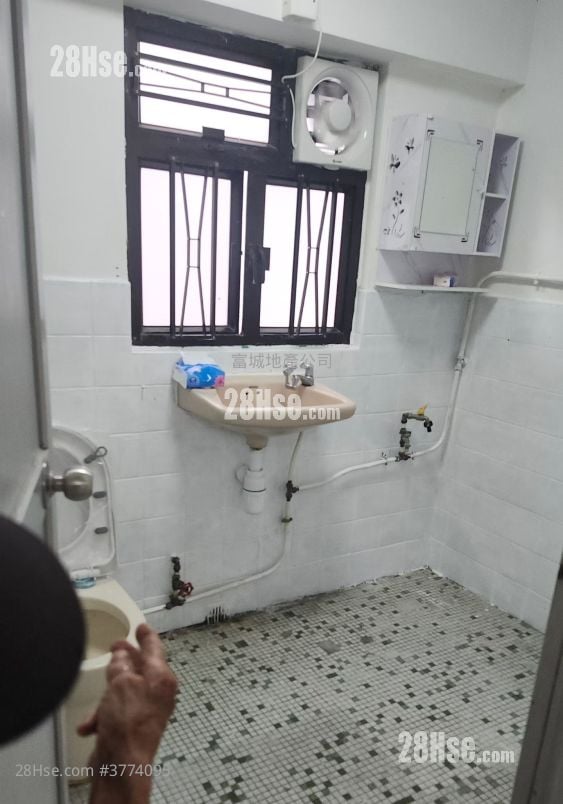 Village Rental 2 Bedrooms , 1 Bathroom 630 ft²