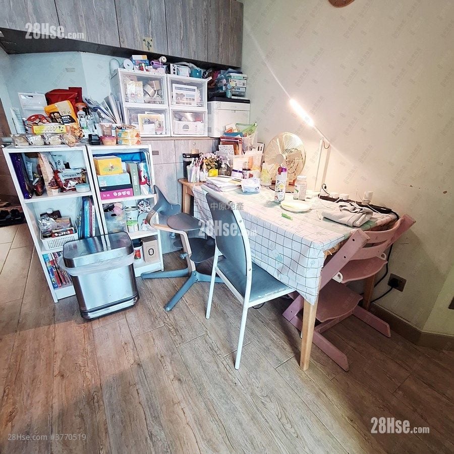 维港湾 售盘 3 房 , 2 浴室 714 平方尺