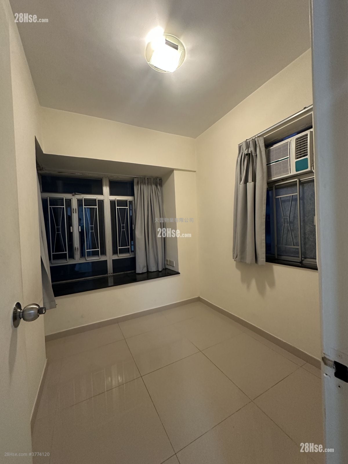 嘉景花园 售盘 2 房 , 1 浴室 354 平方尺