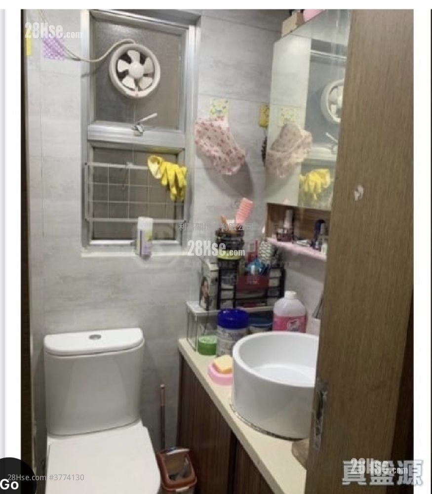 福隆大厦 售盘 3 房 , 1 浴室 248 平方尺