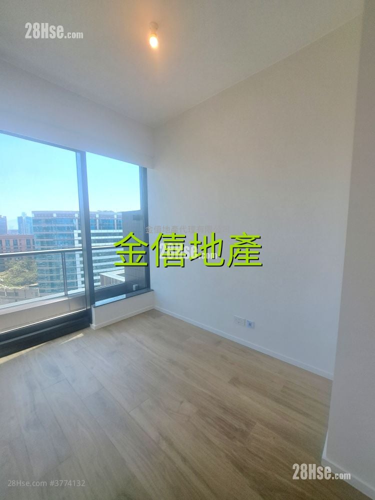 Elize Park Rental 3 Bedrooms , 1 Bathroom 438 ft²