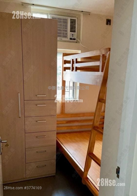 Cheerful Garden Sell 2 Bedrooms , 1 Bathroom 431 ft²