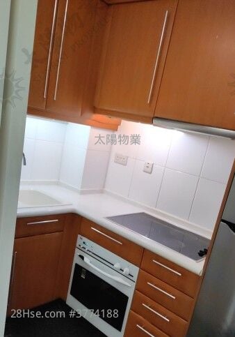 Royal Peninsula Sell 3 Bedrooms 690 ft²