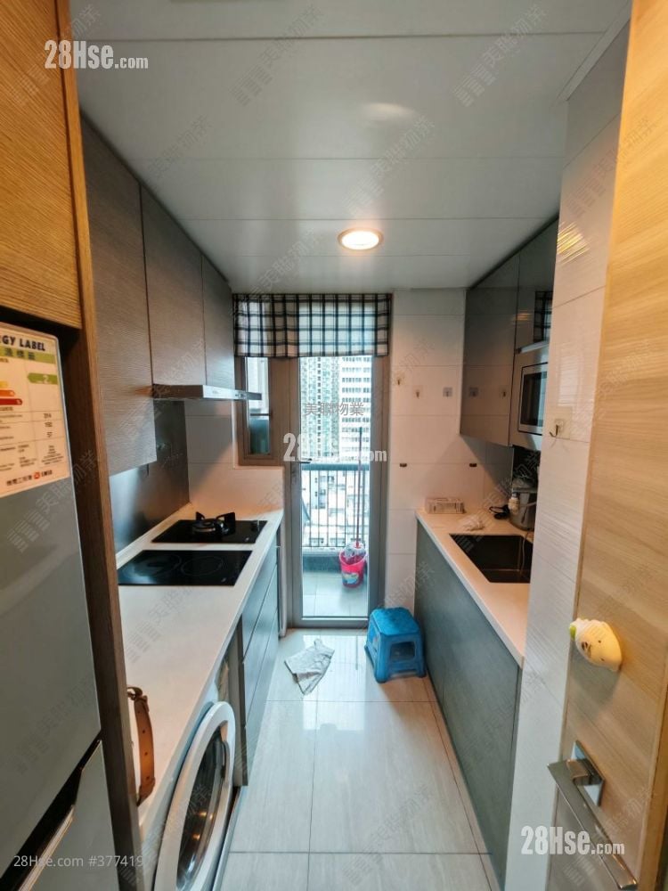 世宙 售盘 3 房 , 2 浴室 646 平方尺