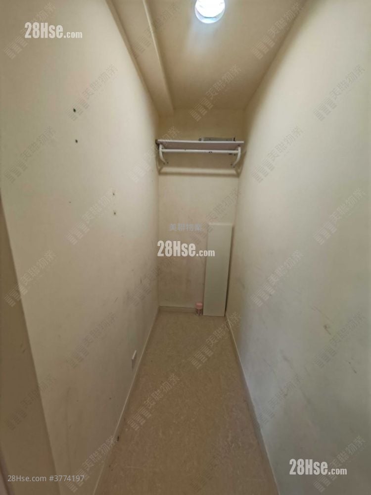 世宙 售盘 3 房 , 2 浴室 646 平方尺