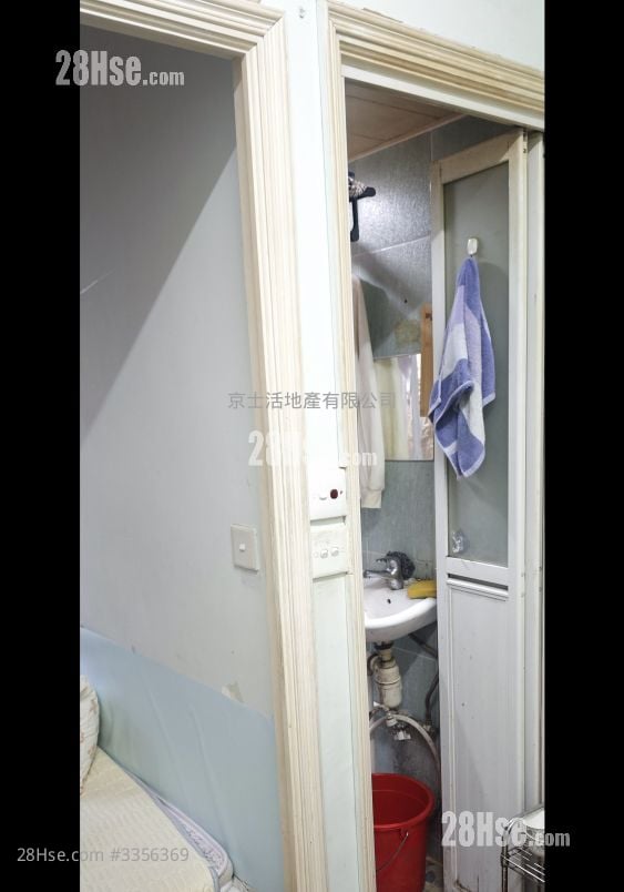 Tai Wai Mansion Sell 2 Bedrooms , 2 Bathrooms 273 ft²