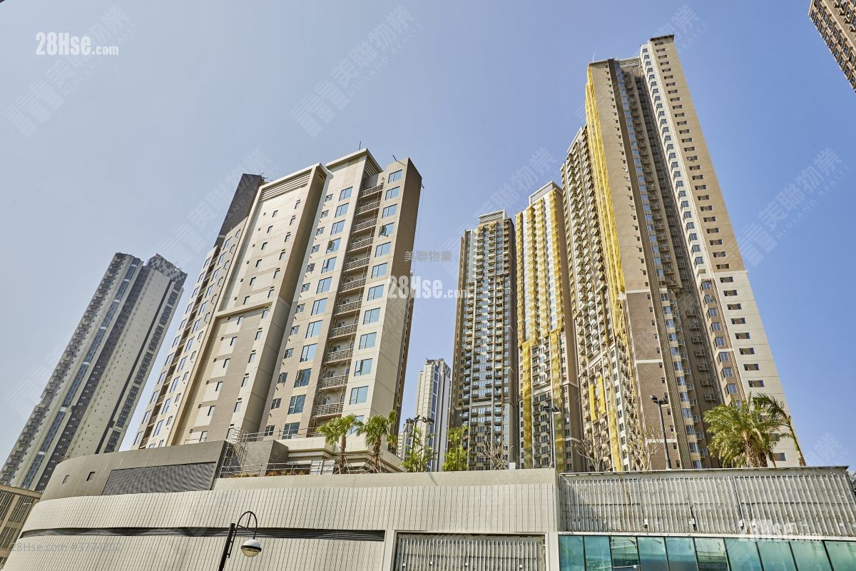 Parc City Sell 3 Bedrooms , 2 Bathrooms 769 ft²