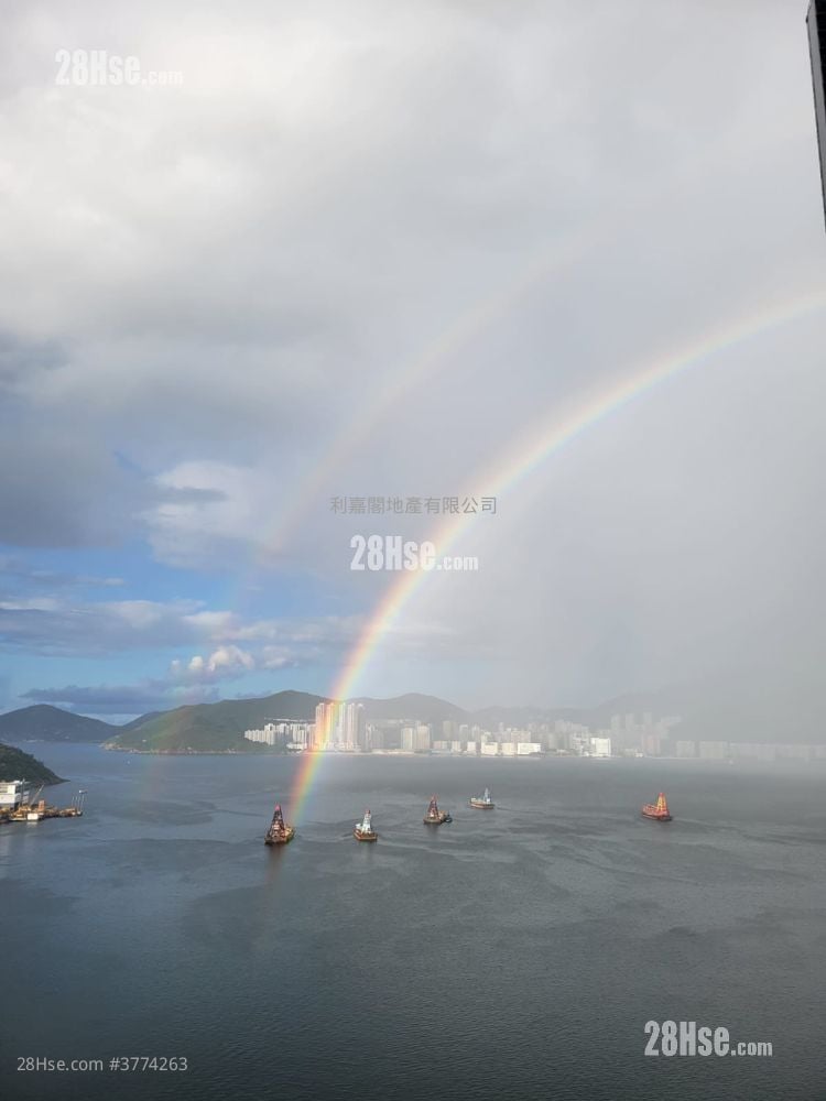 LP6 售盘 4 房 , 3 浴室 1,086 平方尺