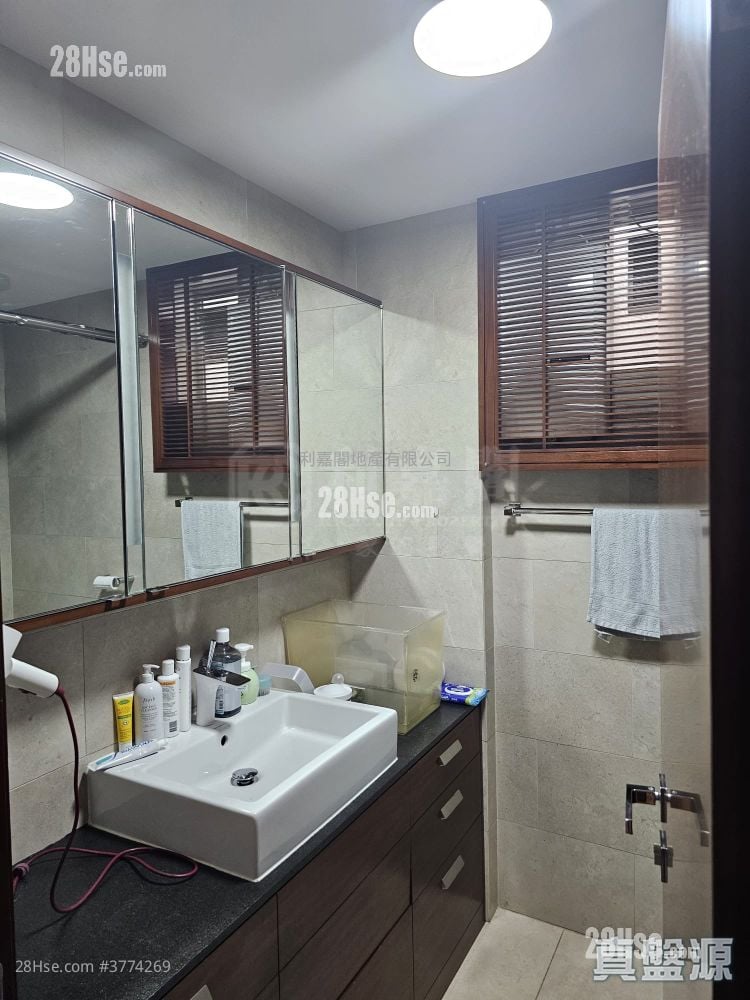 太古城 售盘 2 房 , 2 浴室 1,114 平方尺