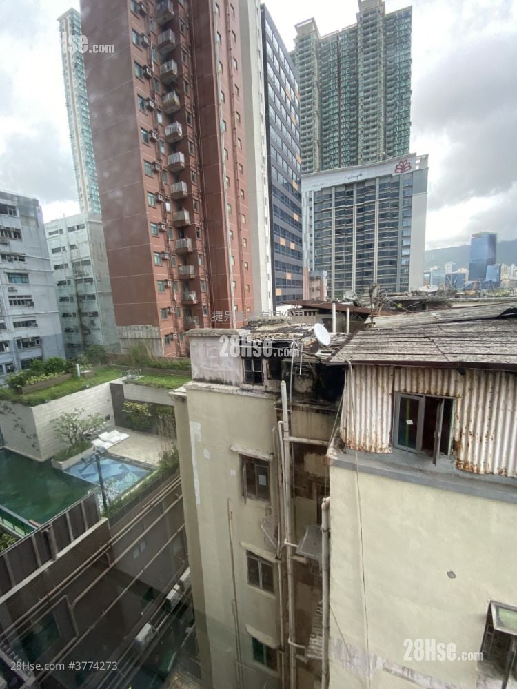 The Zutten Sell 1 Bedroom , 1 Bathroom 284 ft²