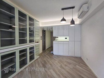 Fleur Pavilia Sell 2 Bedrooms 678 ft²