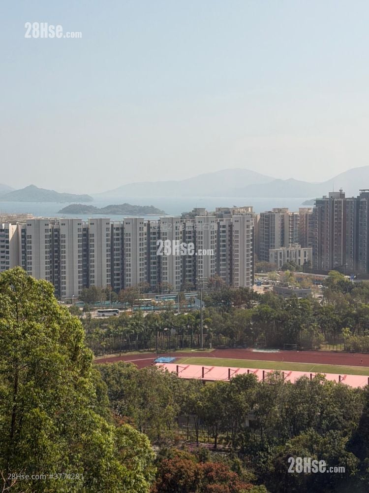 Deerhill Bay Sell 3 Bedrooms , 2 Bathrooms 1,105 ft²