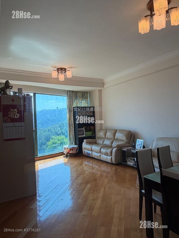 Deerhill Bay Sell 3 Bedrooms , 2 Bathrooms 1,105 ft²