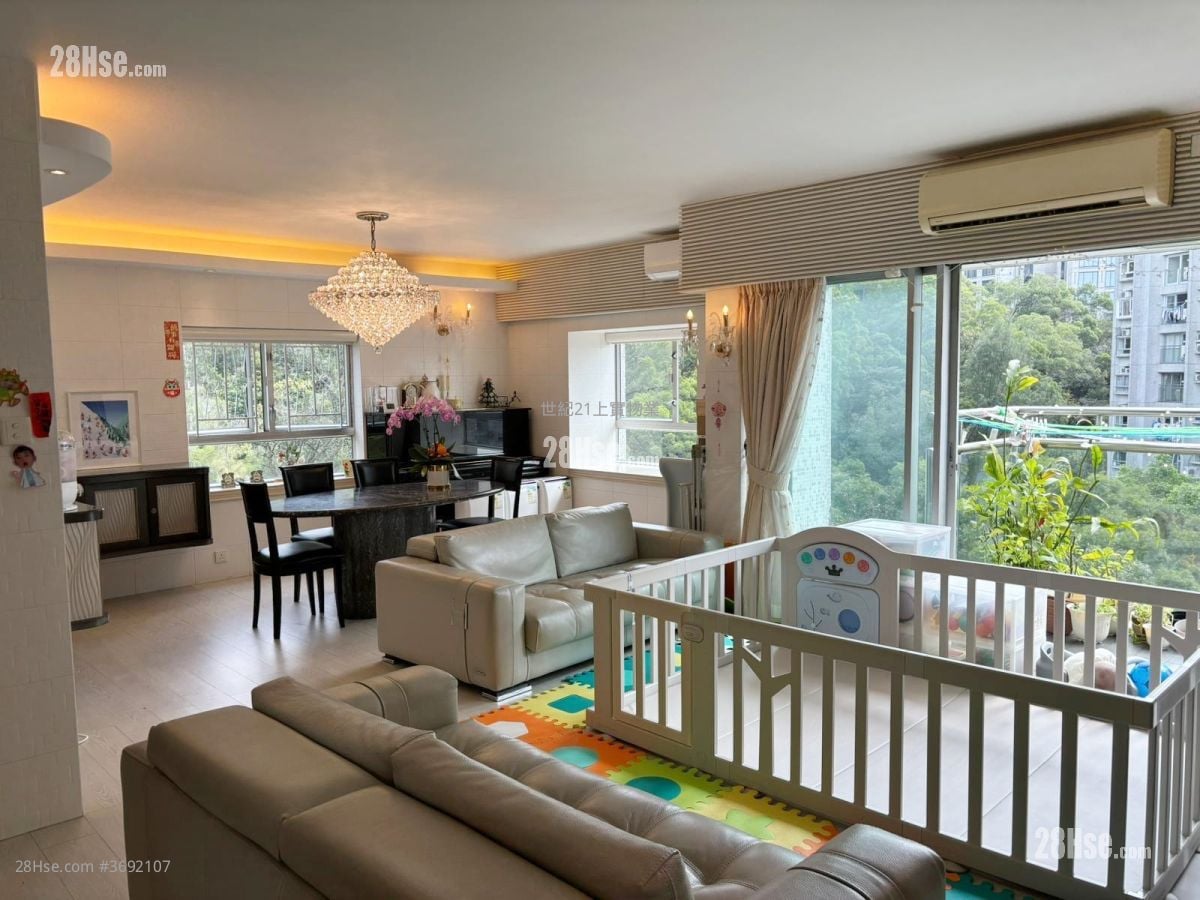 毕架山花园 售盘 3 房 , 3 浴室 1,211 平方尺