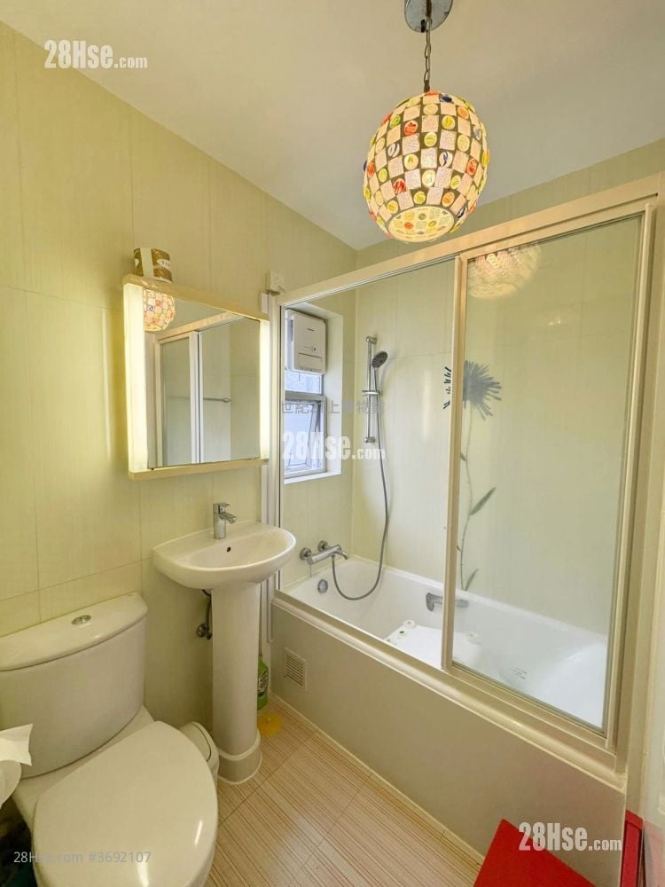 毕架山花园 售盘 3 房 , 3 浴室 1,211 平方尺