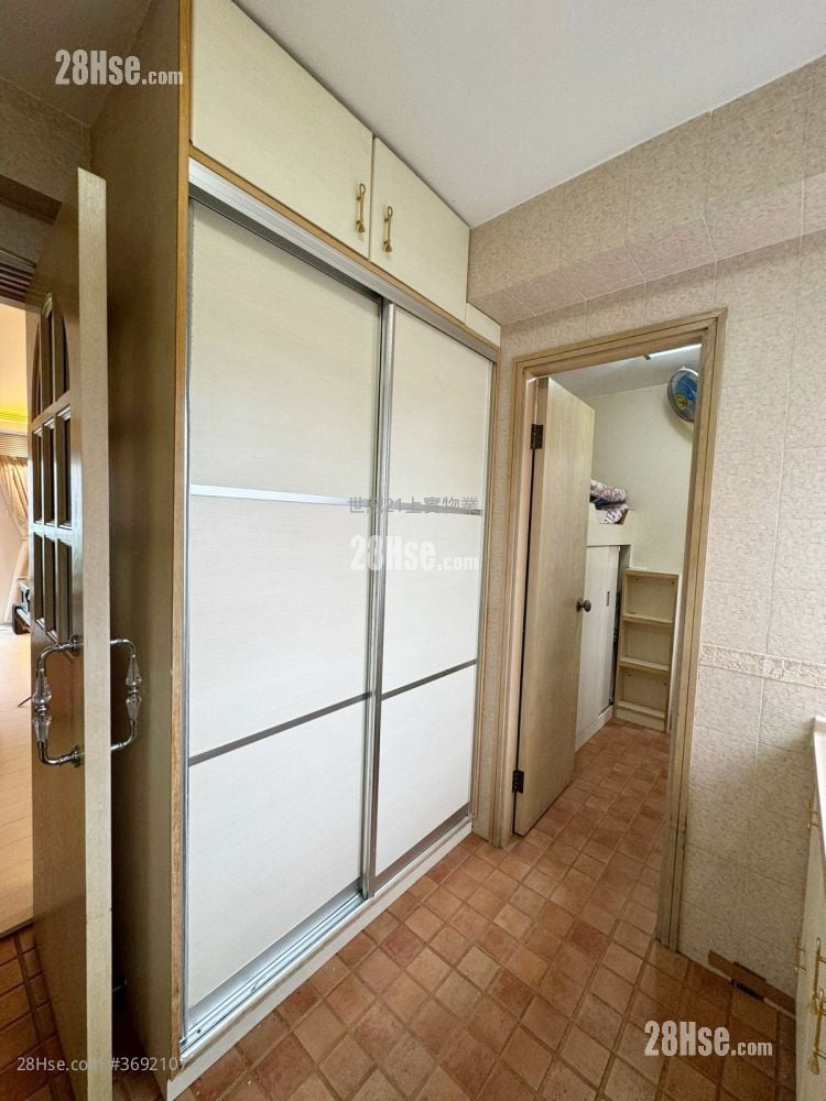 毕架山花园 售盘 3 房 , 3 浴室 1,211 平方尺