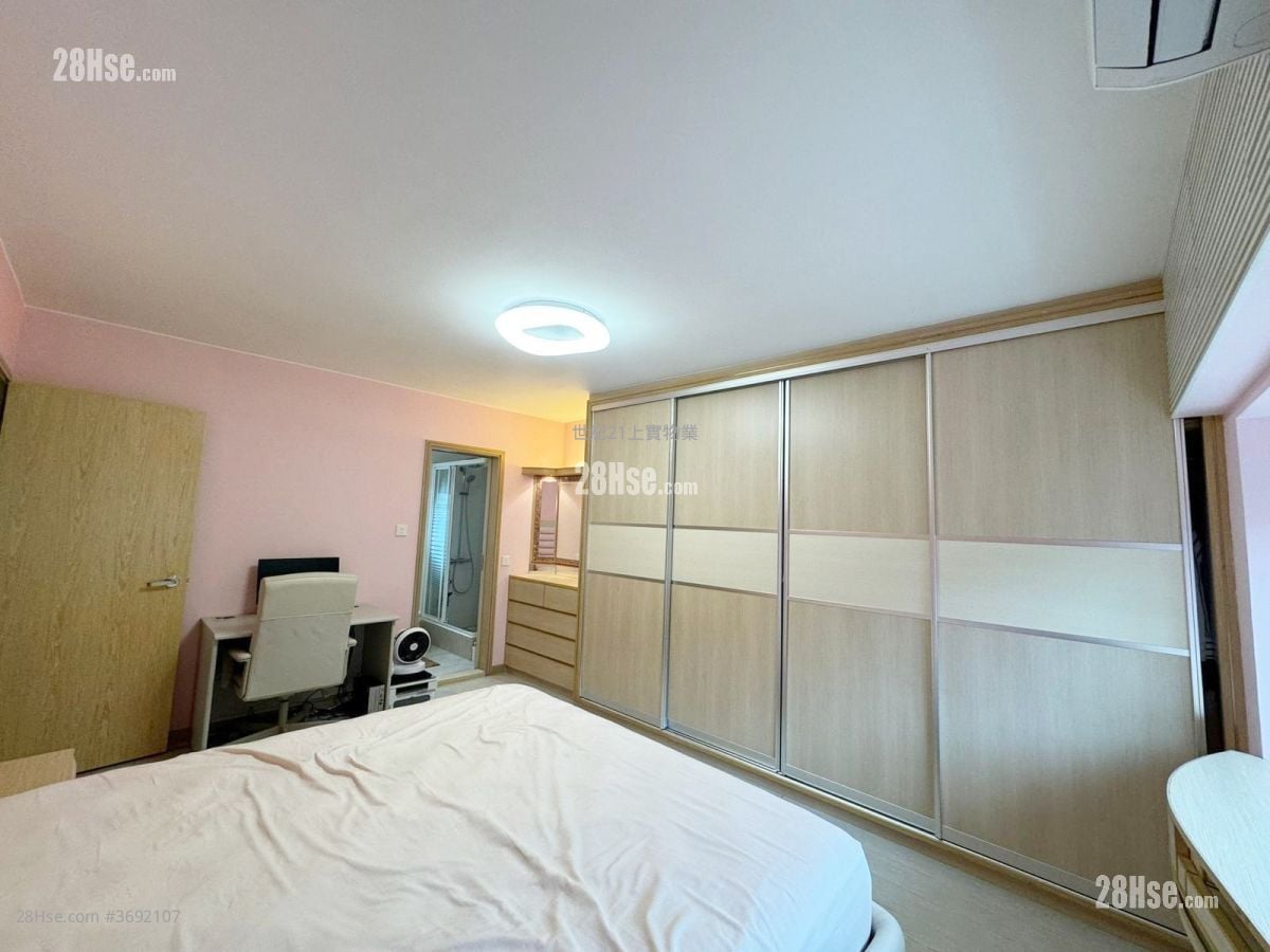 毕架山花园 售盘 3 房 , 3 浴室 1,211 平方尺