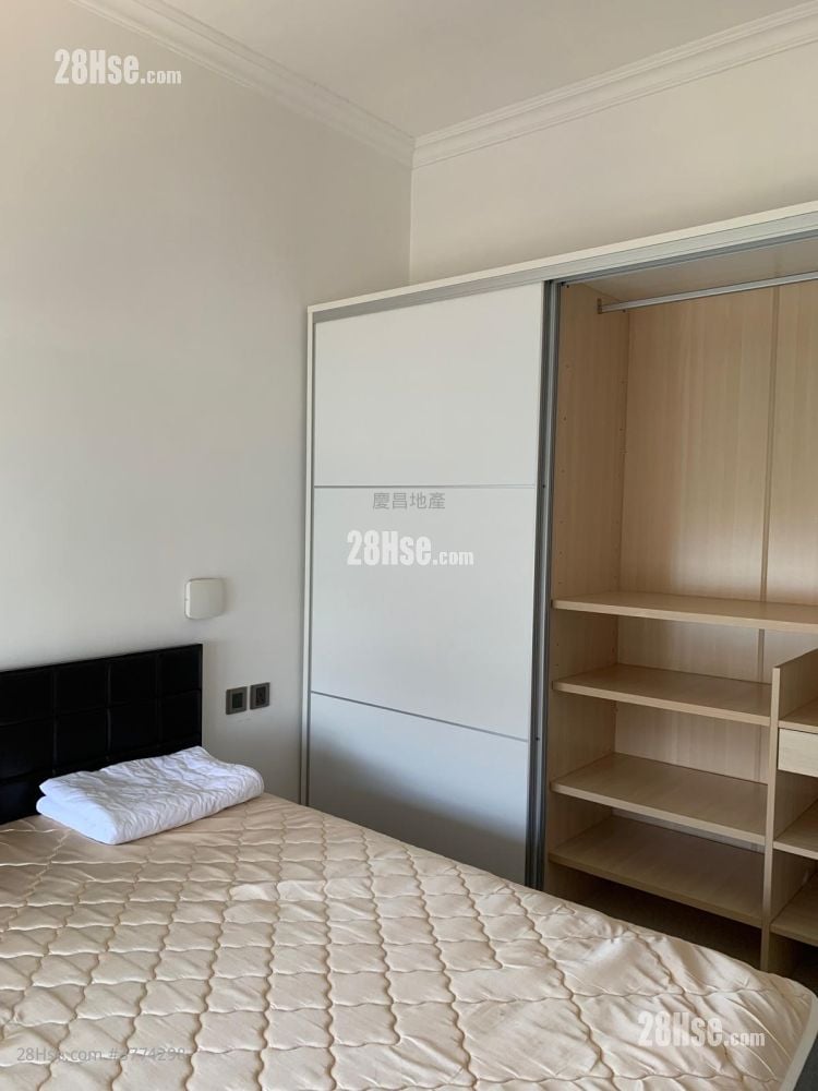 慧云峰 租盘 2 房 , 2 浴室 744 平方尺
