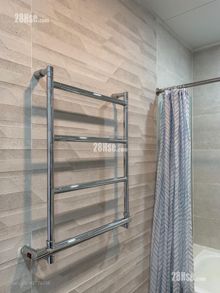 慧云峰 租盘 2 房 , 2 浴室 744 平方尺