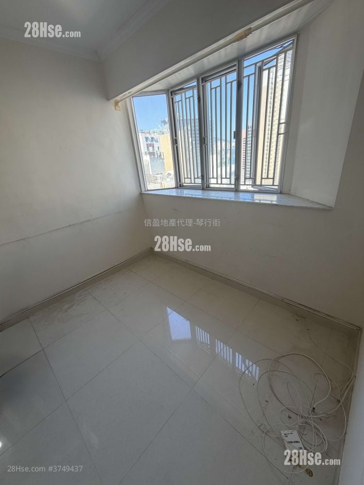 富雅花园 售盘 2 房 , 1 浴室 446 平方尺