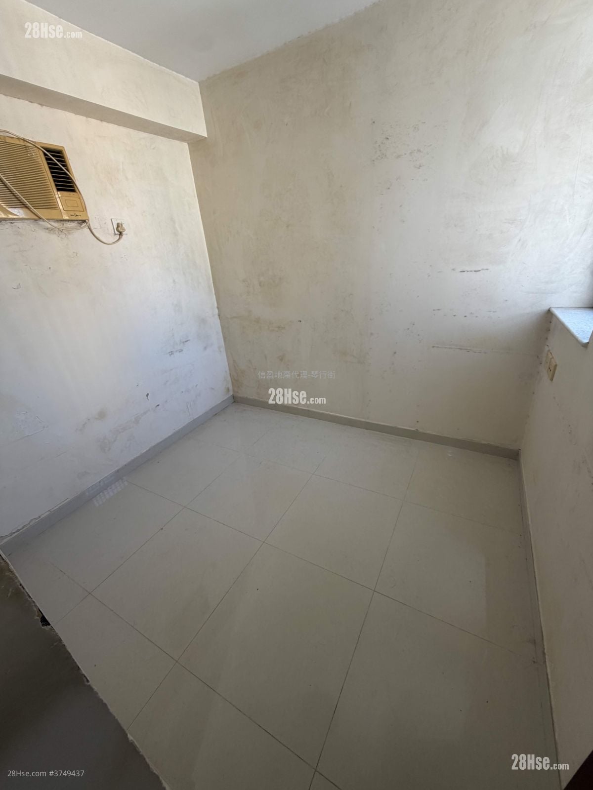 富雅花园 售盘 2 房 , 1 浴室 446 平方尺