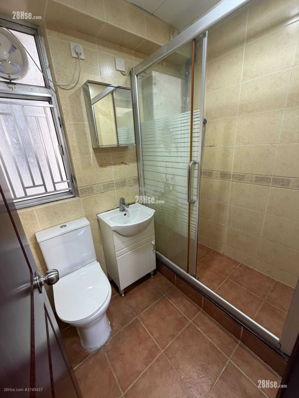 富雅花园 售盘 2 房 , 1 浴室 446 平方尺