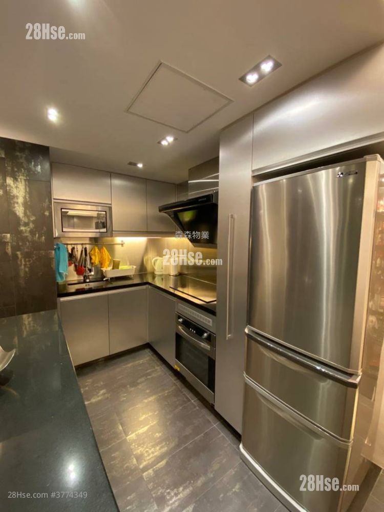 Hydepark Mansion Sell 2 Bedrooms , 1 Bathroom 600 ft²