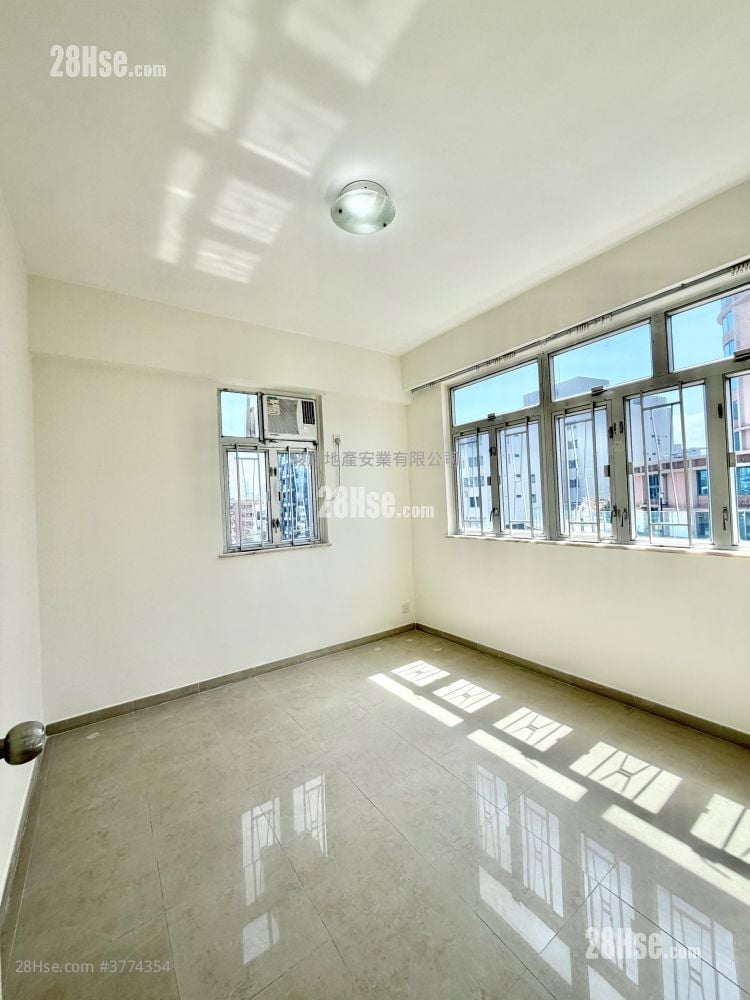 金利大厦 售盘 2 房 , 1 浴室 675 平方尺