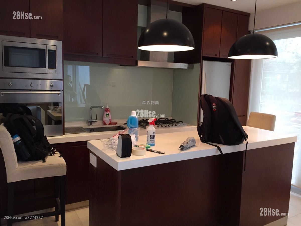 Victoria Park Mansion Sell 3 Bedrooms , 2 Bathrooms 901 ft²