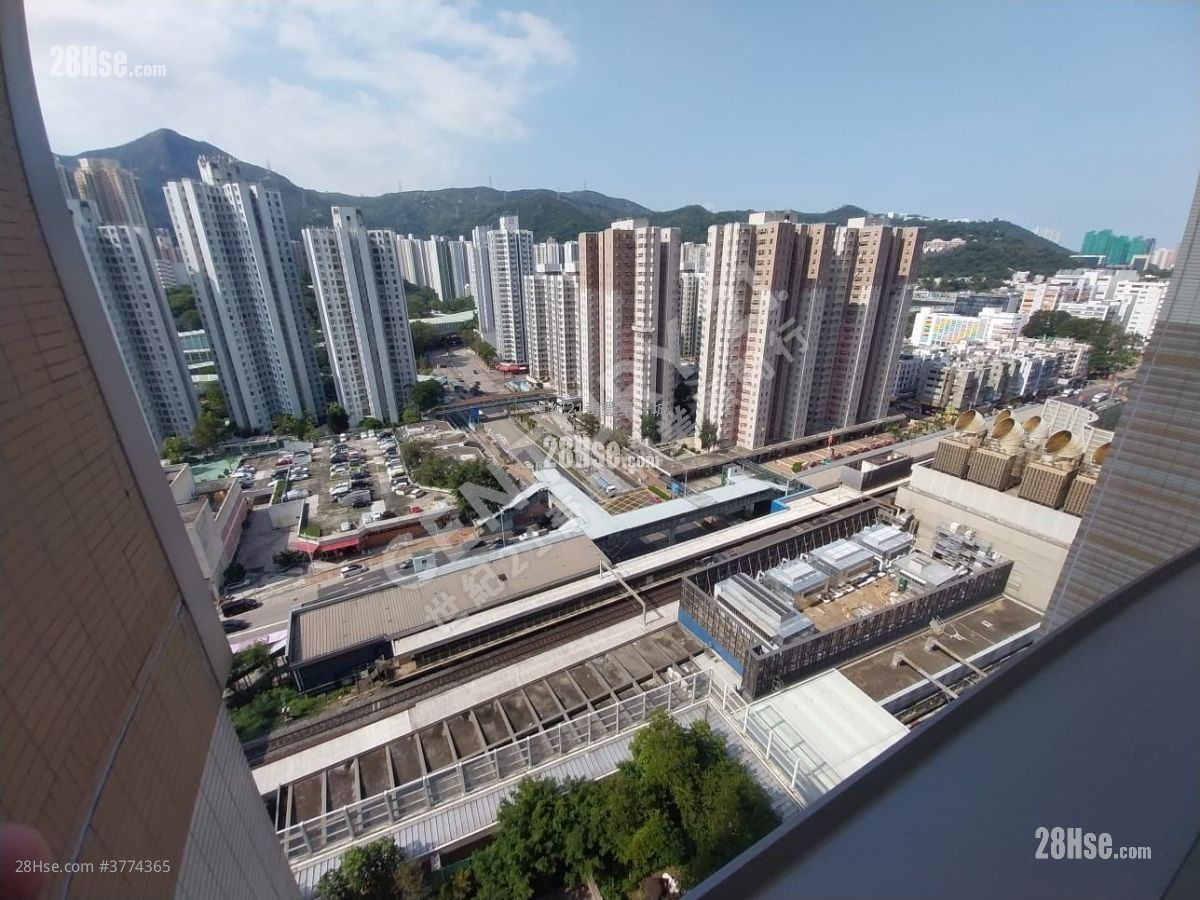 Festival City Sell 3 Bedrooms , 2 Bathrooms 688 ft²