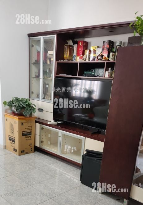 Wing Yue Yuen Building Sell 640 ft²