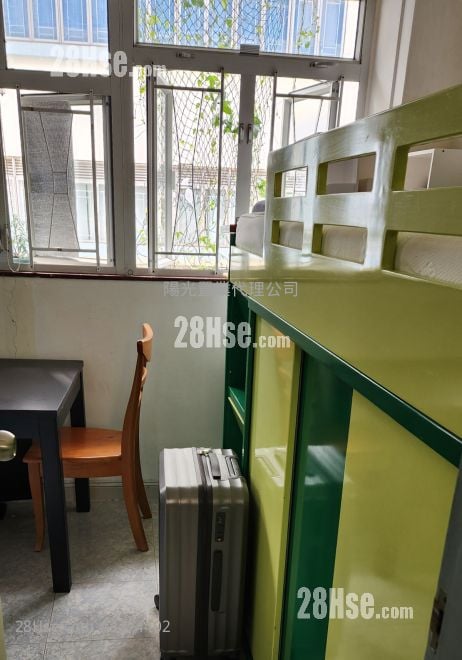 Wing Yue Yuen Building Sell 640 ft²