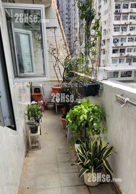 Wing Yue Yuen Building Sell 640 ft²