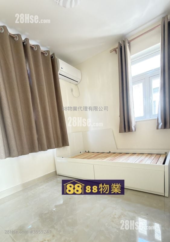 村屋 售盤 3 房 , 2 浴室 700 平方呎