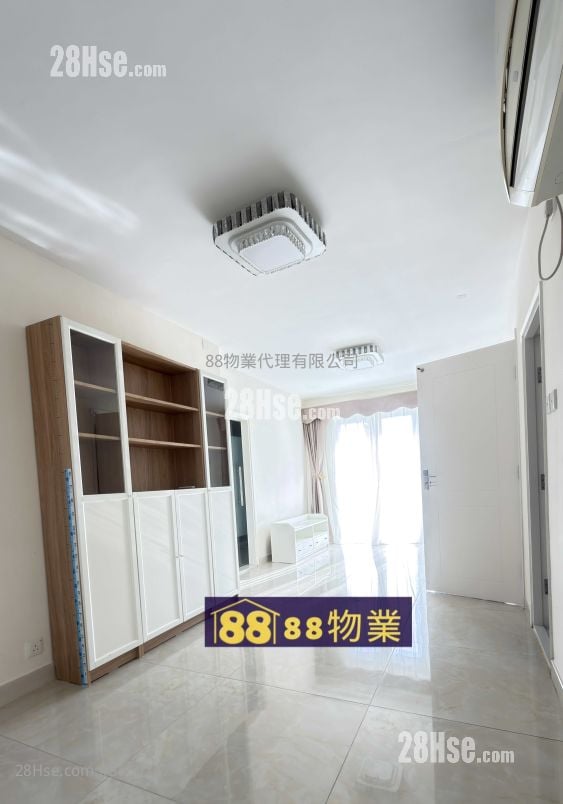 村屋 售盤 3 房 , 2 浴室 700 平方呎