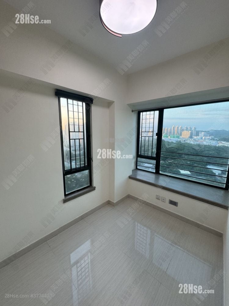 Dawning Views Sell 2 Bedrooms 388 ft²