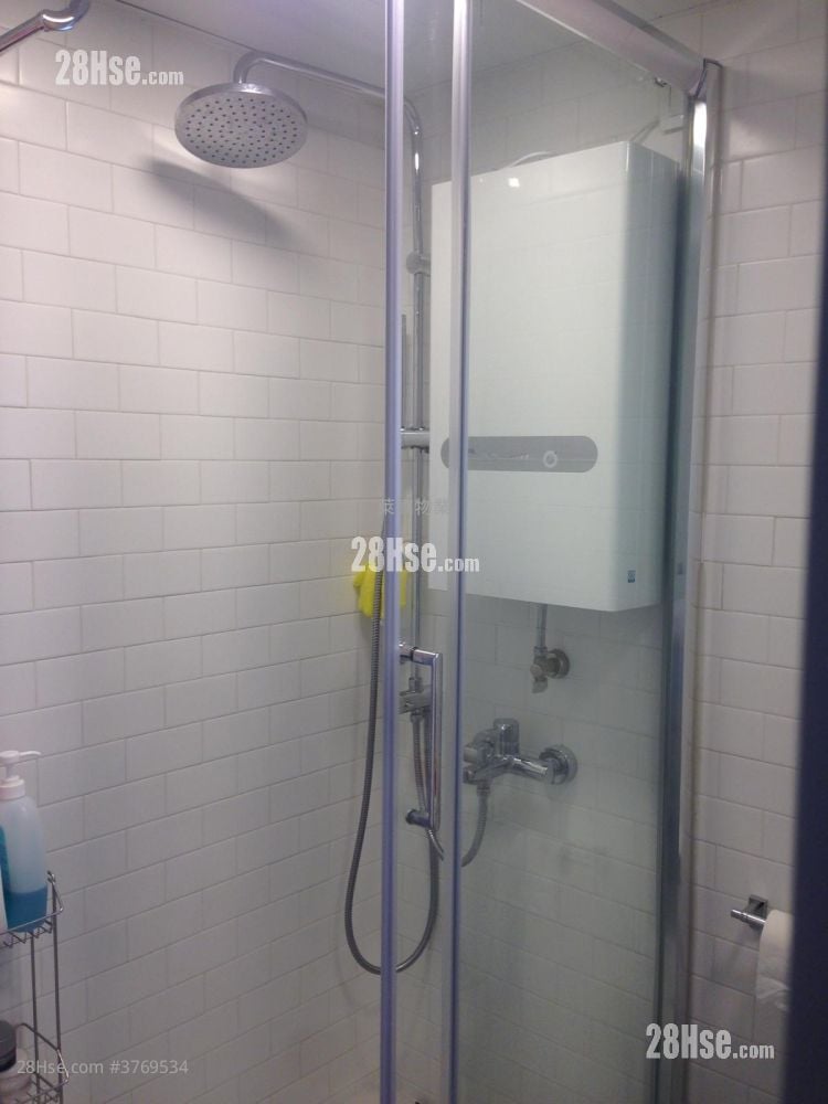 宏景花园 售盘 3 房 , 2 浴室 584 平方尺