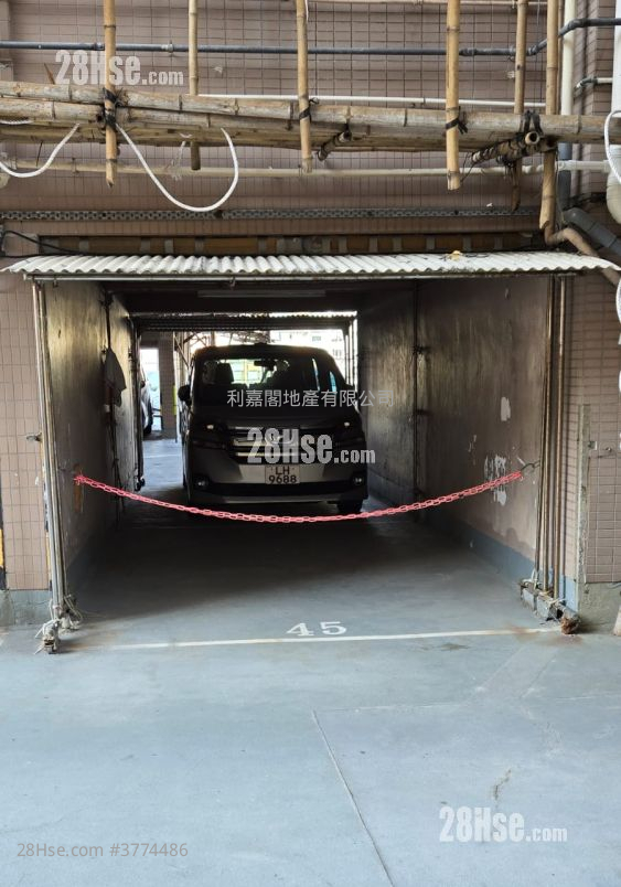 天宝大厦 售盘 2 房 753 平方尺