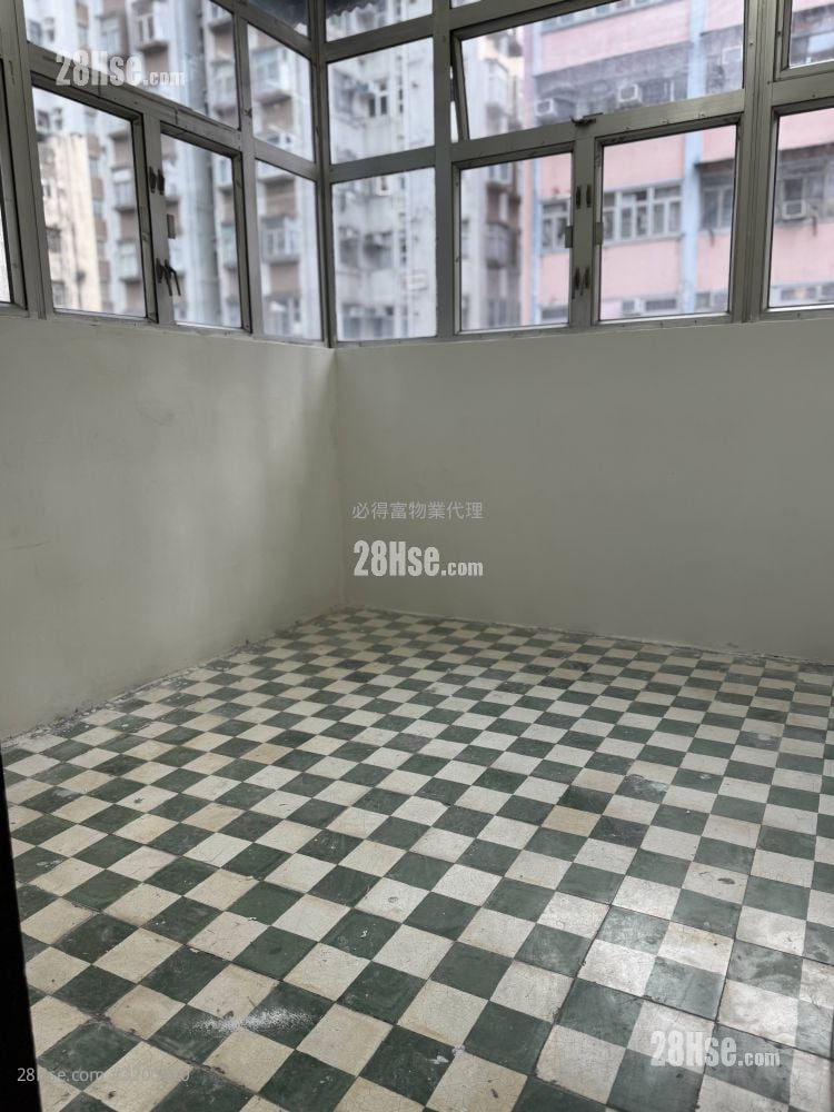 唐楼 租盘 3 房 , 1 浴室 278 平方尺