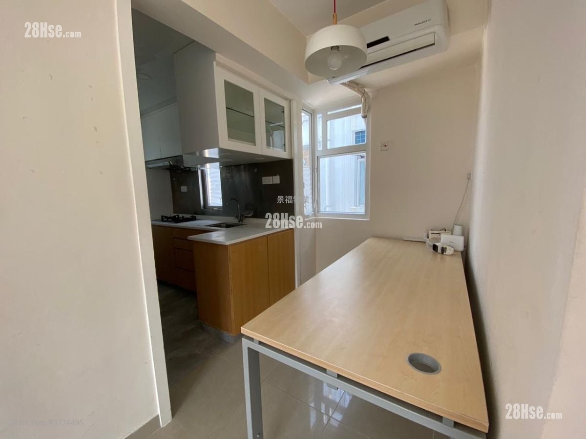 Lee Ga Building Sell 1 Bedroom , 1 Bathroom 300 ft²