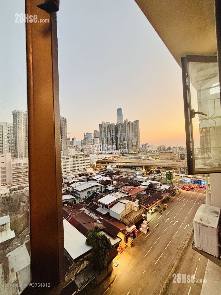 Kam Tong Building Sell 3 Bedrooms , 2 Bathrooms 640 ft²