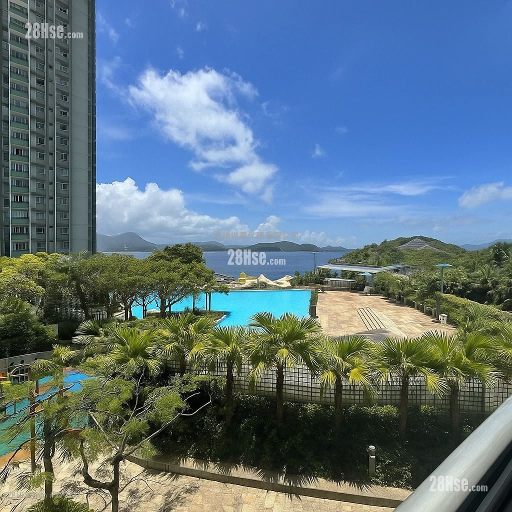 South Horizons Sell 4 Bedrooms , 2 Bathrooms 888 ft²